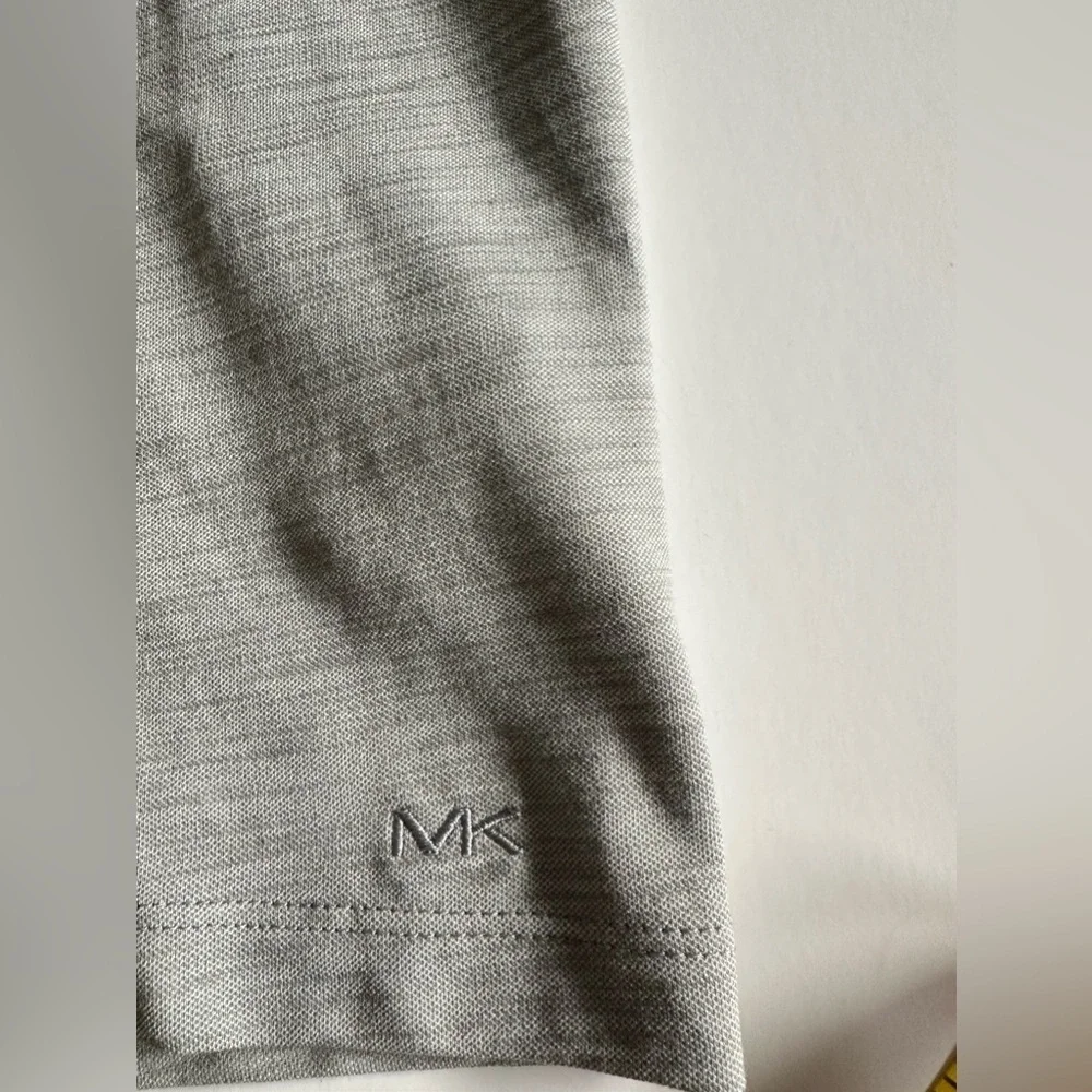 New with Tag. MICHAEL KORS Man Polo shirt. Size XXL - Picture 4 of 7